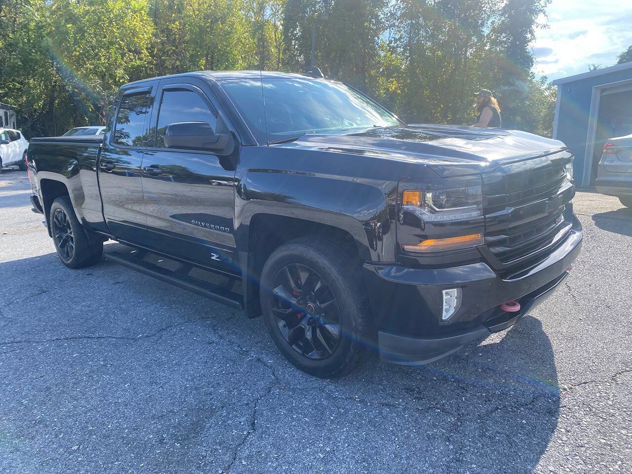 Used 2018 Chevrolet Silverado 1500 LT w/ All Star Edition image 4