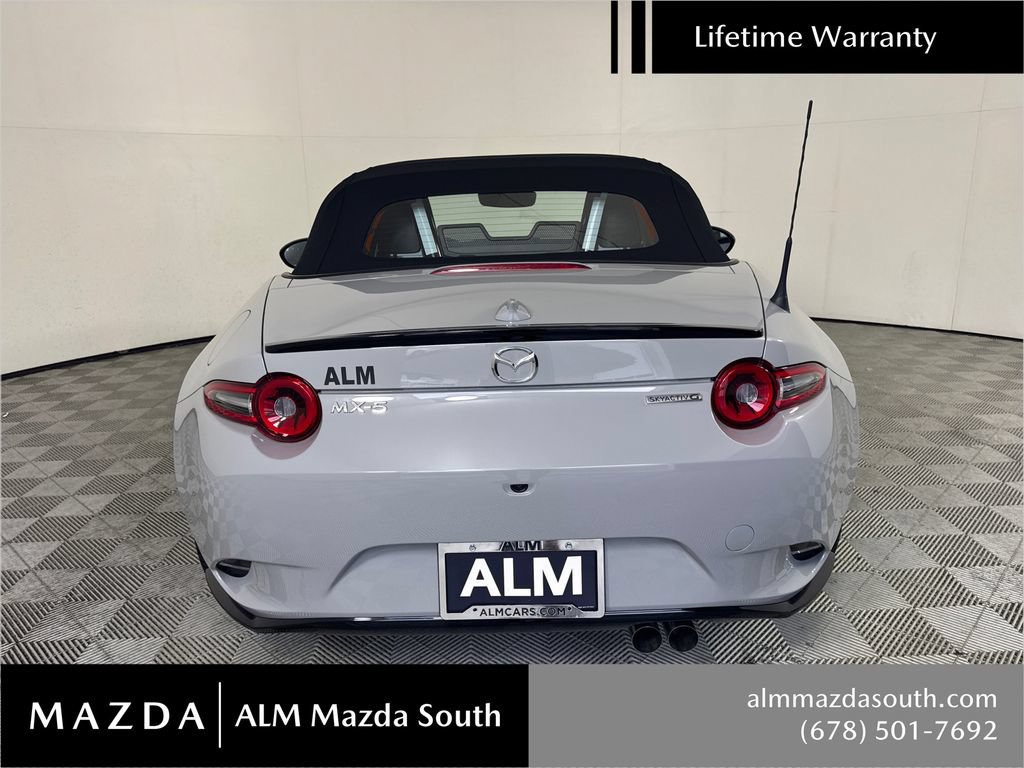 New 2026 MAZDA MX-5 Miata Club w/ Interior Package RWD image 7