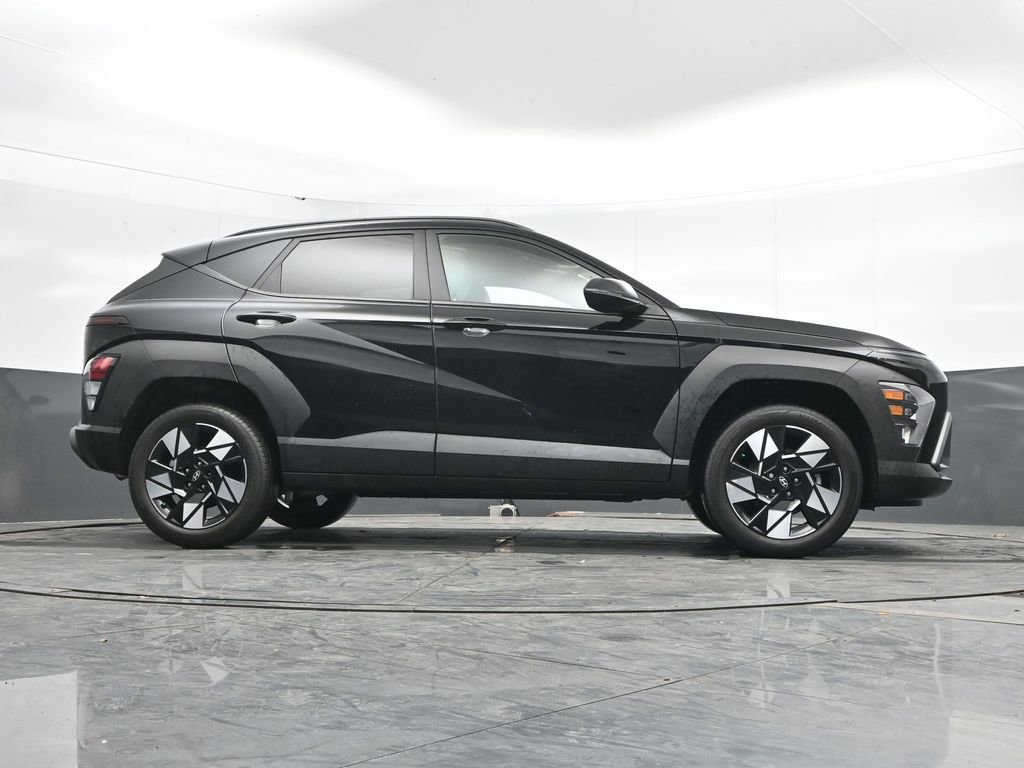 Used 2024 Hyundai Kona SEL AWD/4WD image 42