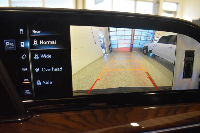 Used 2023 Cadillac Escalade ESV Sport Platinum AWD/4WD image 8