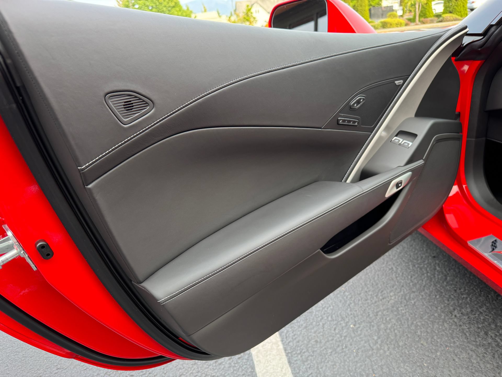 Used 2014 Chevrolet Corvette Stingray Convertible w/ 3LT Preferred Equipment Group RWD image 73