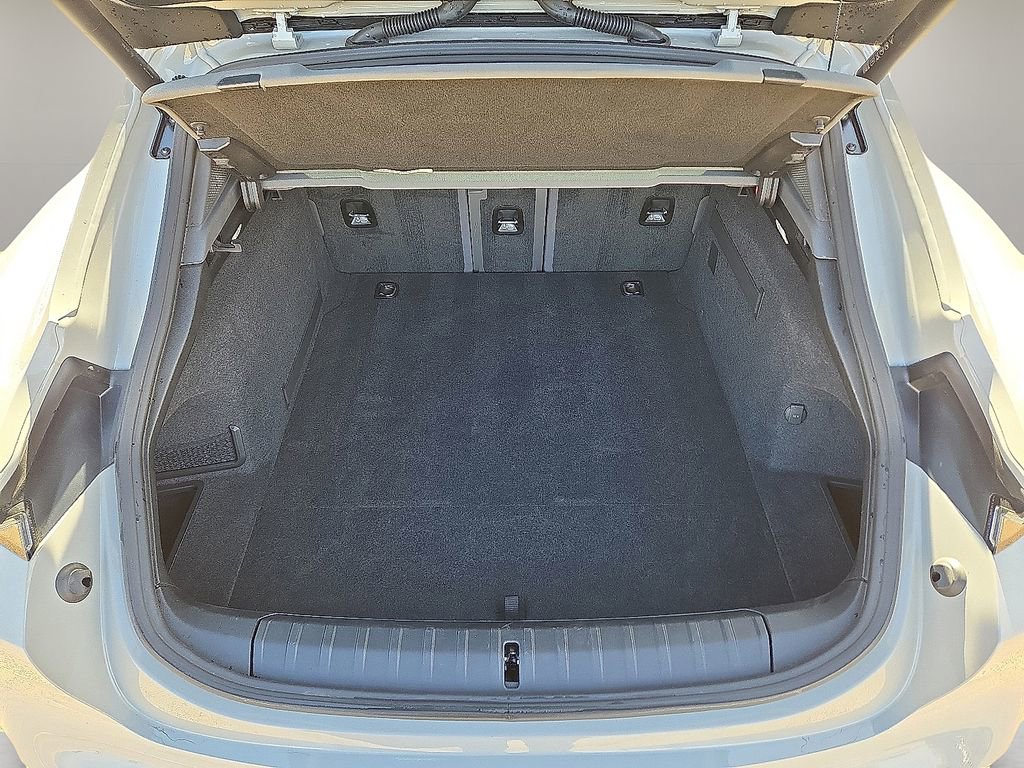 Used 2022 Porsche Taycan 4 Cross Turismo image 14