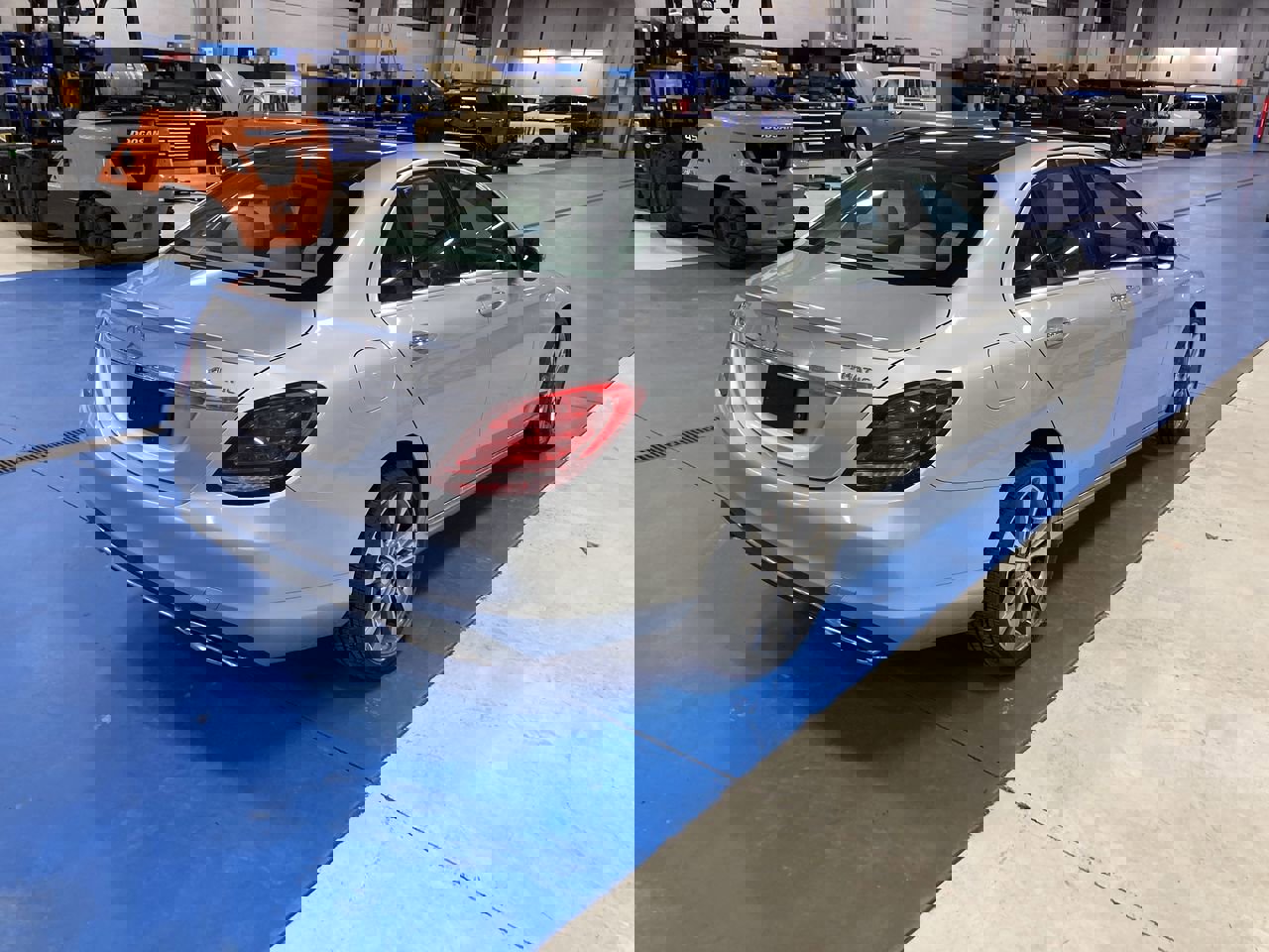 Used 2017 Mercedes-Benz C 300 4MATIC Sedan image 7