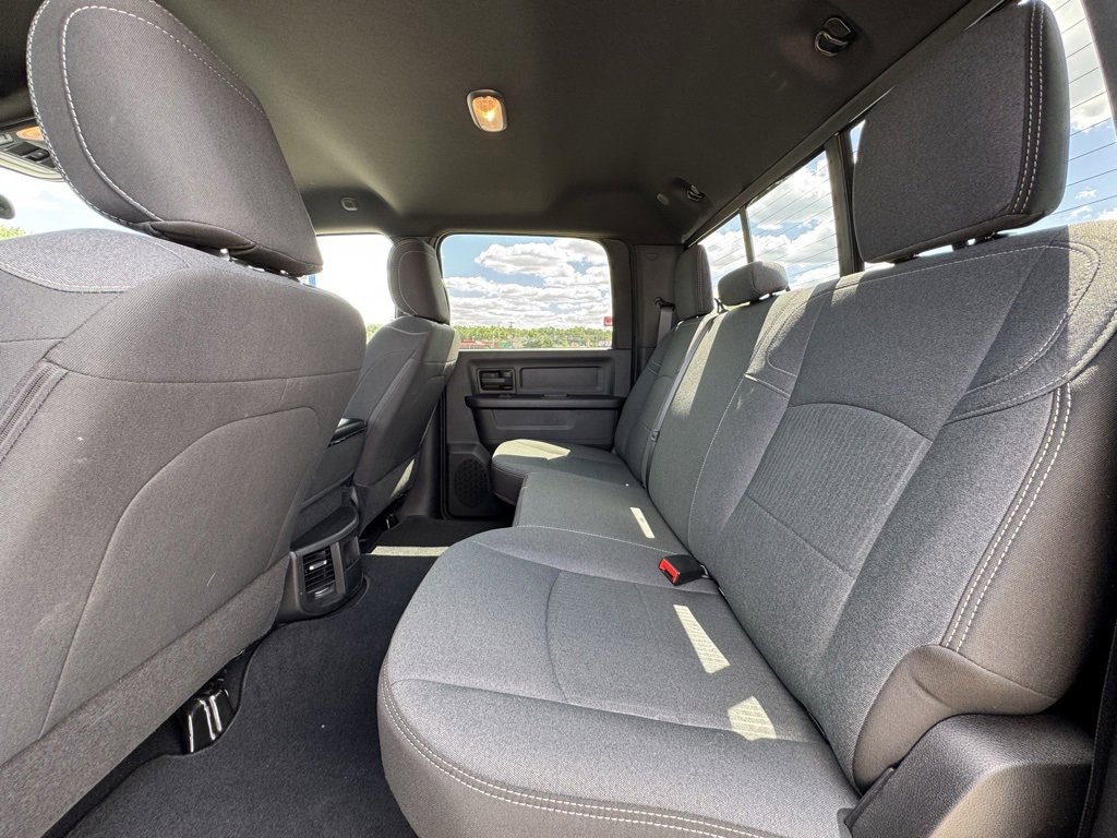 Used 2024 RAM 2500 Tradesman w/ Chrome Appearance Group image 11