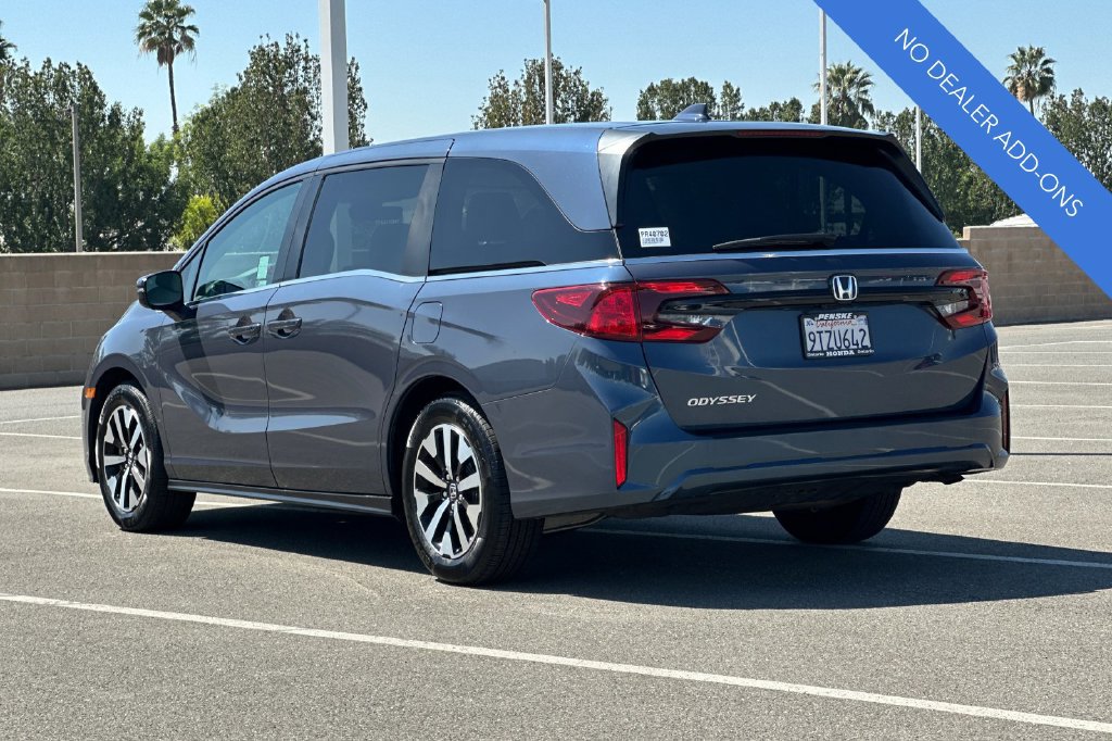 Certified 2025 Honda Odyssey EX-L image 6