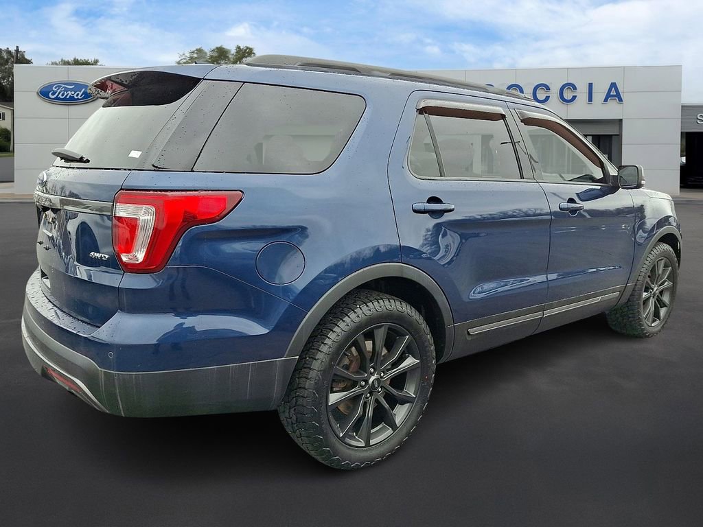Certified 2017 Ford Explorer XLT w/ Equipment Group 202A image 4