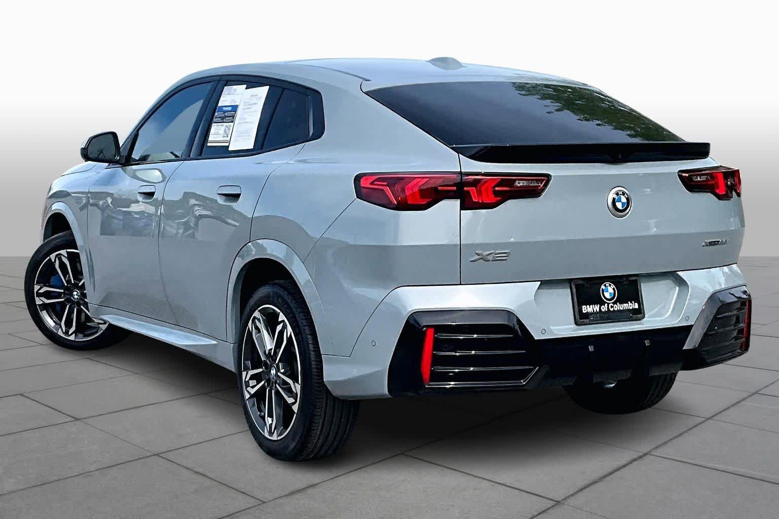 Certified 2025 BMW X2 xDrive28i image 11