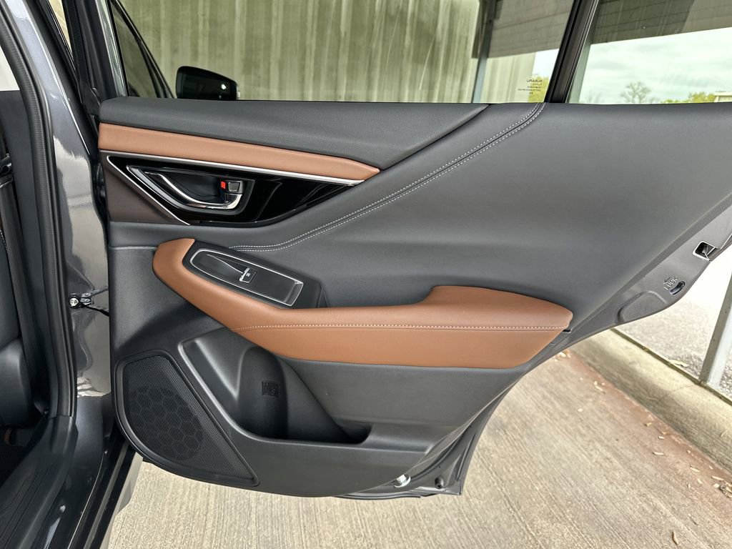 Used 2025 Subaru Outback Touring w/ Popular Package #2 image 34