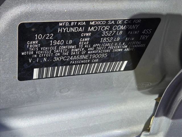 Used 2022 Hyundai Accent SEL image 22