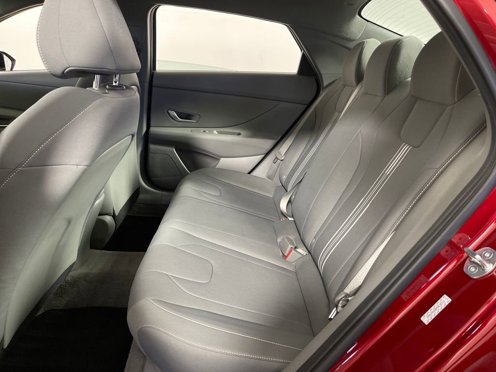 Certified 2023 Hyundai Elantra SEL FWD image 13