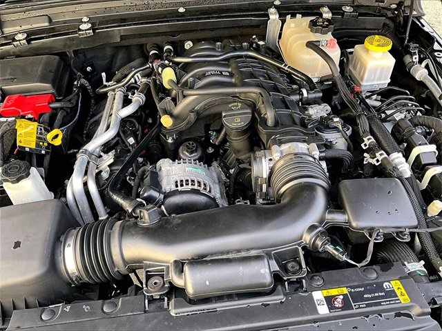 Used 2023 Jeep Gladiator Sport image 33