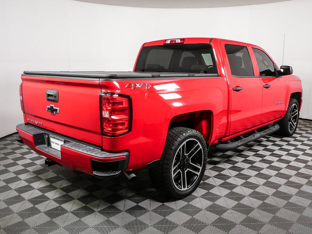 Used 2018 Chevrolet Silverado 1500 Custom w/ LPO, Black Pack AWD/4WD image 3