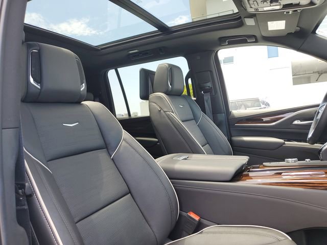 Certified 2024 Cadillac Escalade ESV Premium Luxury RWD image 26