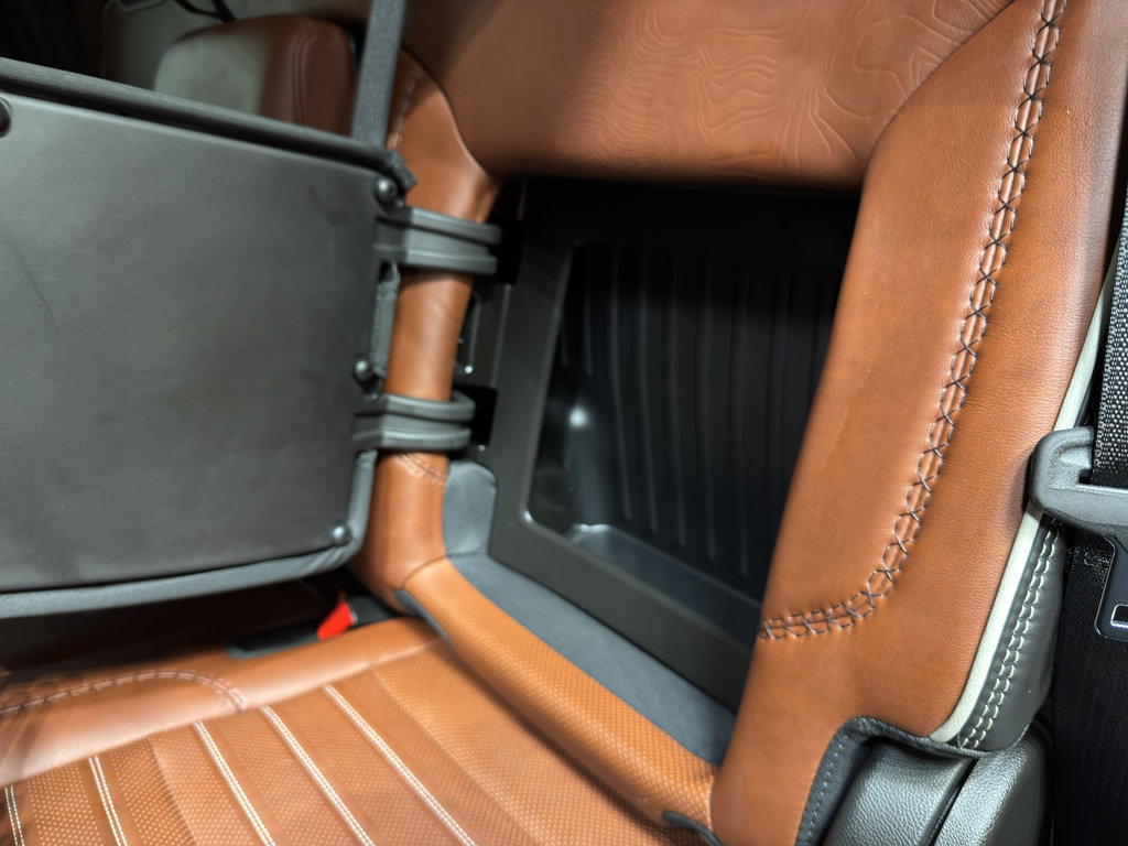 Used 2025 GMC Sierra 3500 Denali Ultimate image 15