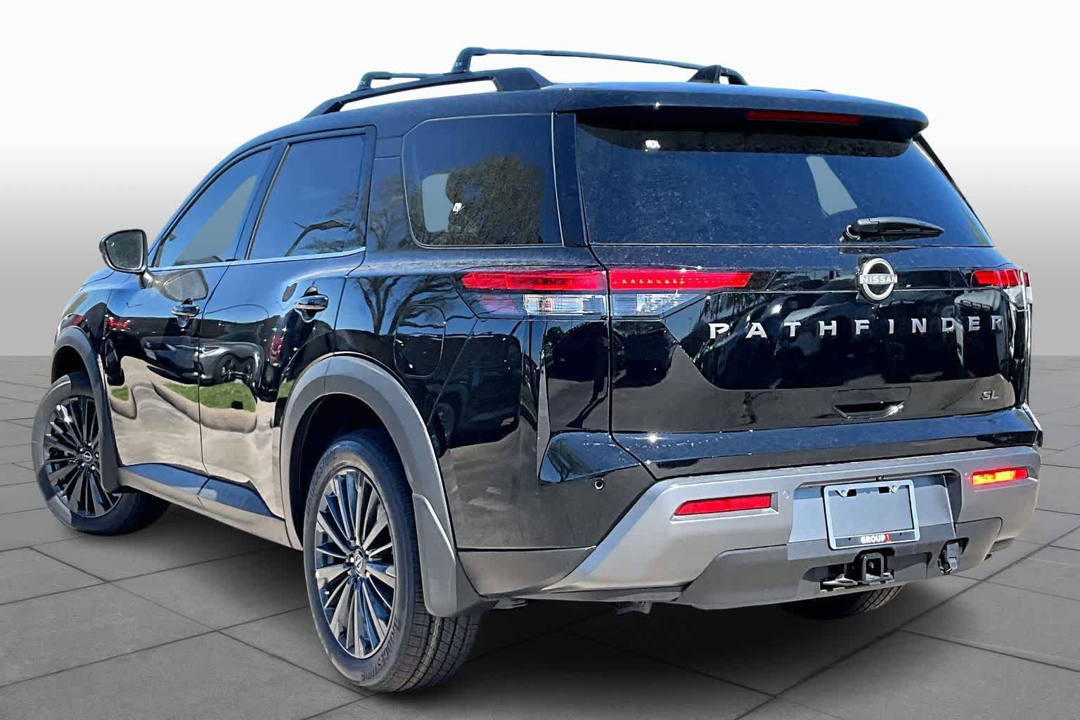 New 2026 Nissan Pathfinder SL w/ SL Premium Package FWD image 7