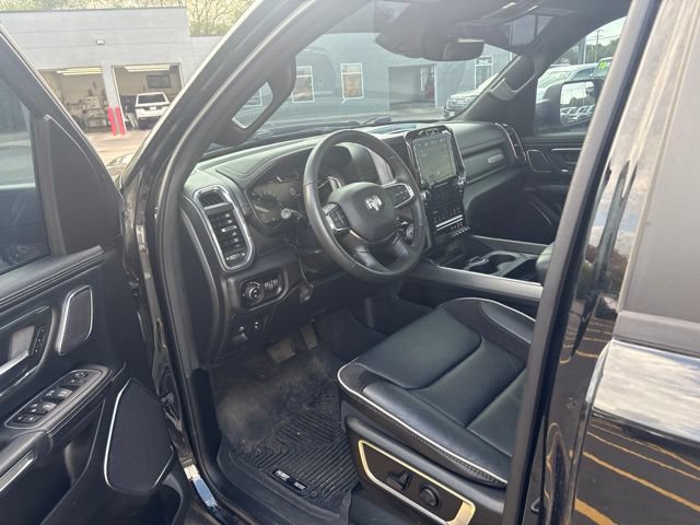 Used 2024 RAM 1500 Laramie AWD/4WD image 13