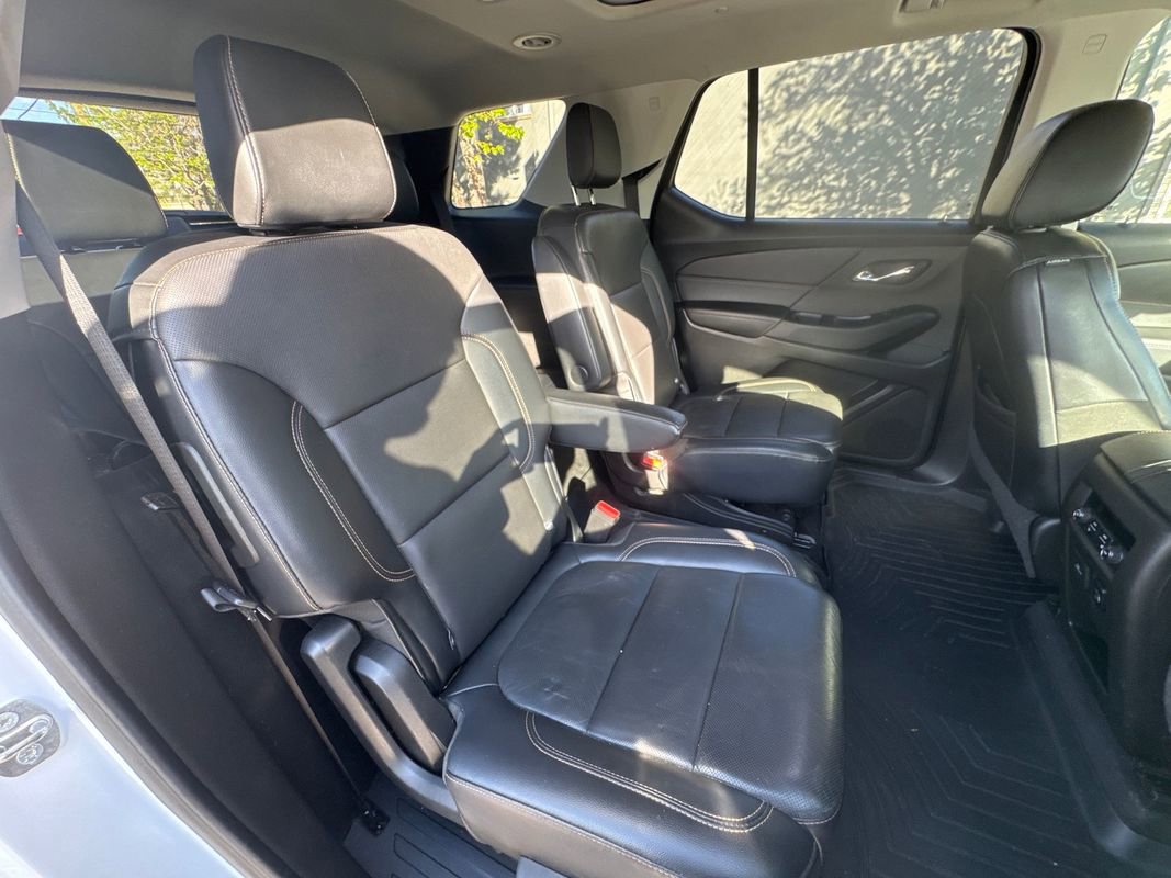Used 2018 Chevrolet Traverse Premier w/ Redline Edition FWD image 19