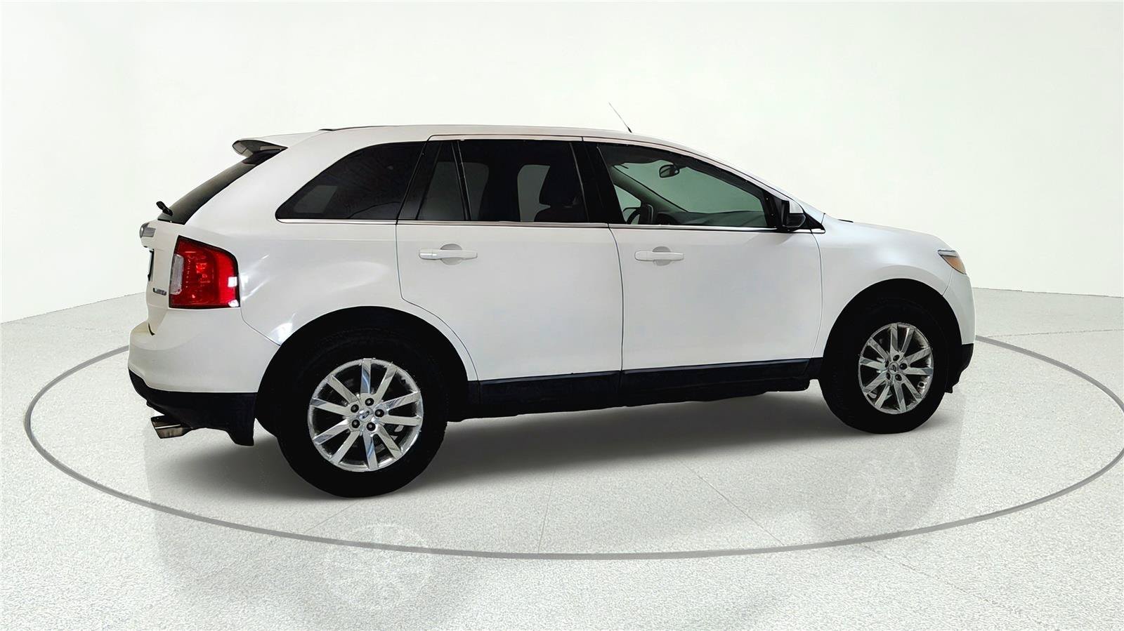 Used 2011 Ford Edge Limited w/ 302A Rapid Spec Order Code FWD image 7