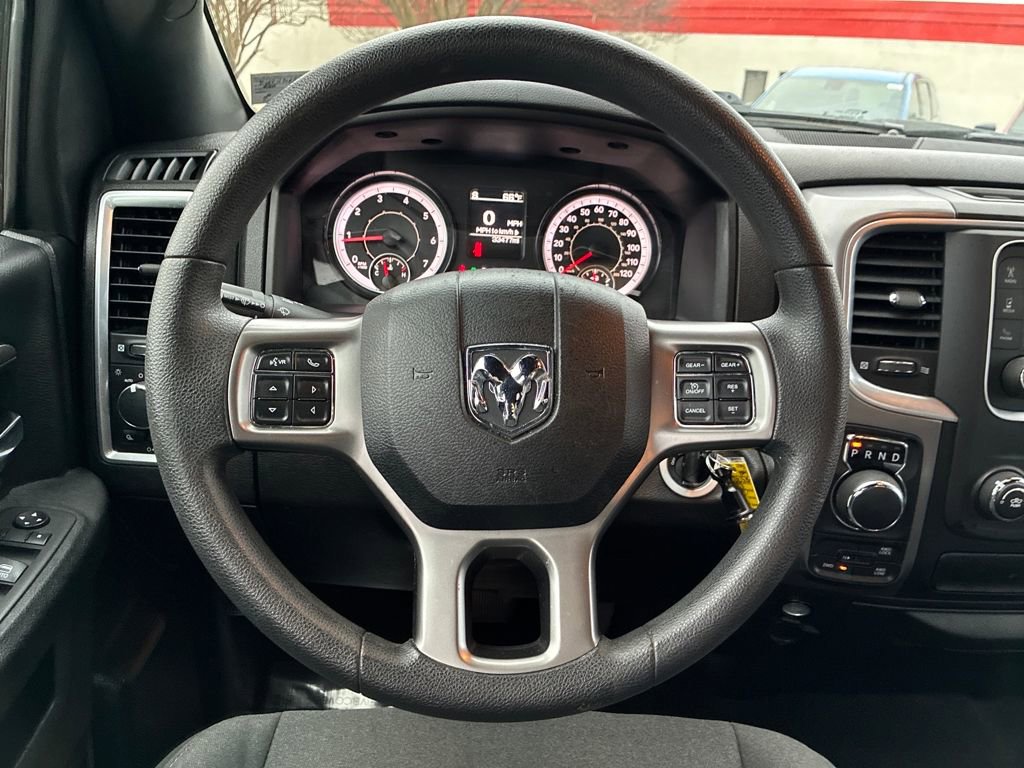 Used 2024 RAM 1500 Classic Warlock AWD/4WD image 15