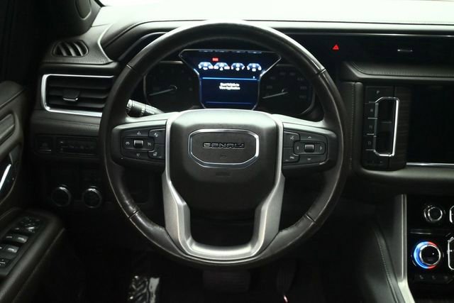 Used 2021 GMC Yukon Denali w/ Denali Premium Package RWD image 12