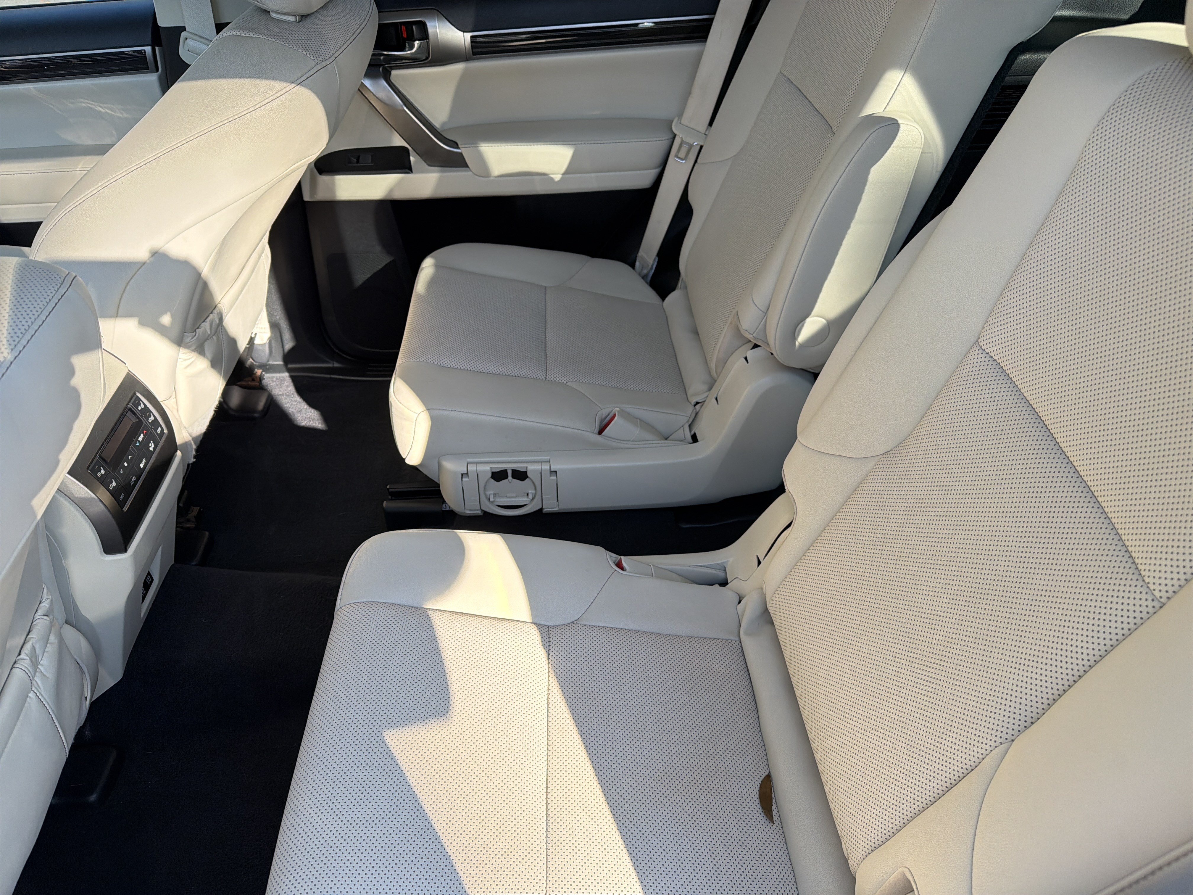 Certified 2023 Lexus GX 460 Premium AWD/4WD image 31