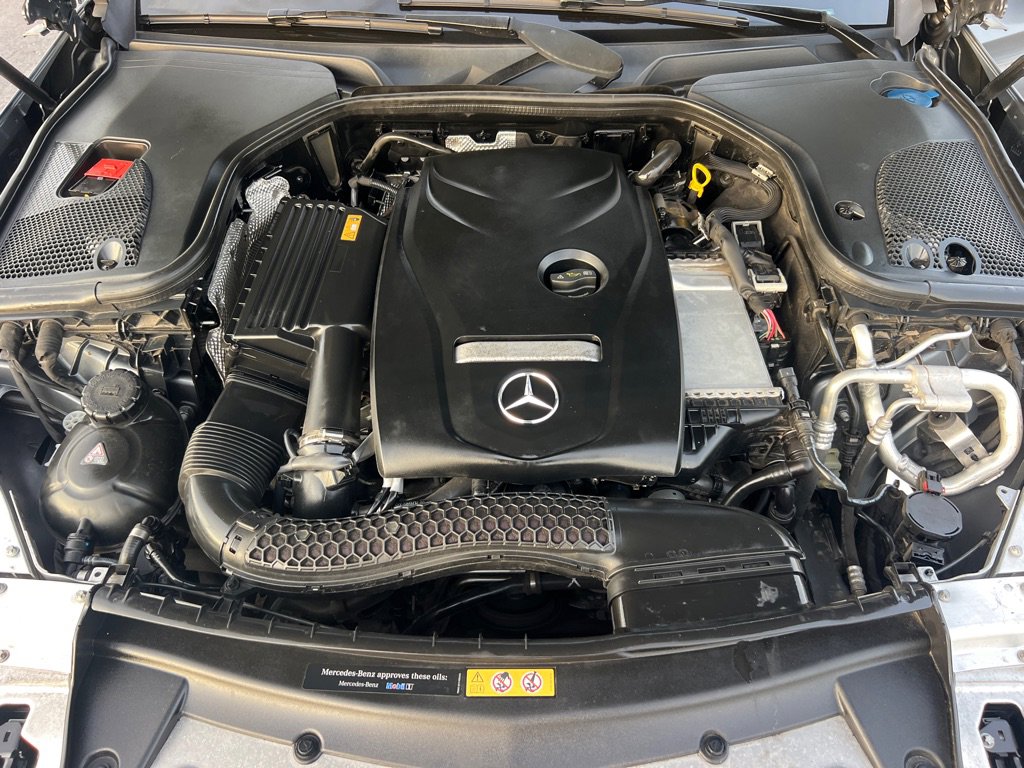 Used 2017 Mercedes-Benz E 300 E 300 4MATIC LUXURY image 43