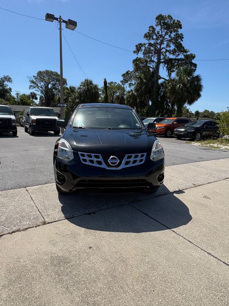 Used 2011 Nissan Rogue S AWD/4WD image 2