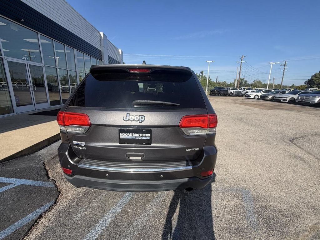 Used 2017 Jeep Grand Cherokee Limited AWD/4WD image 5