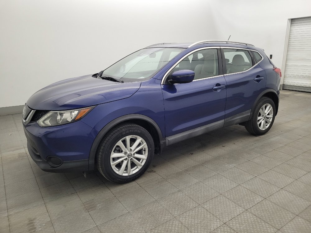Used 2019 Nissan Rogue Sport SV FWD image 2