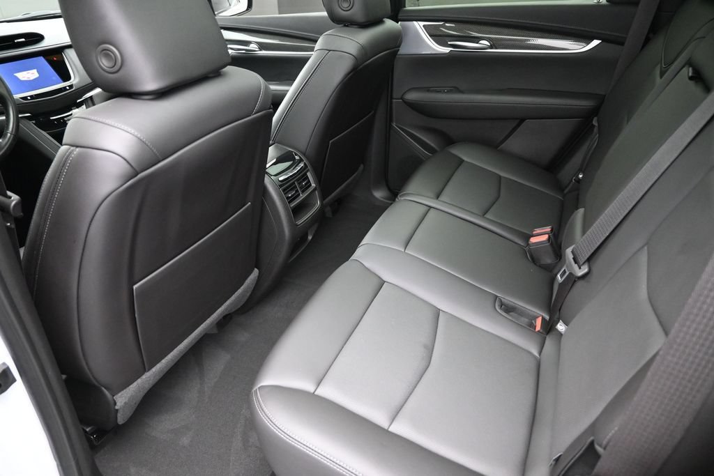 Certified 2024 Cadillac XT5 Sportv w/ Technology Package AWD/4WD image 24