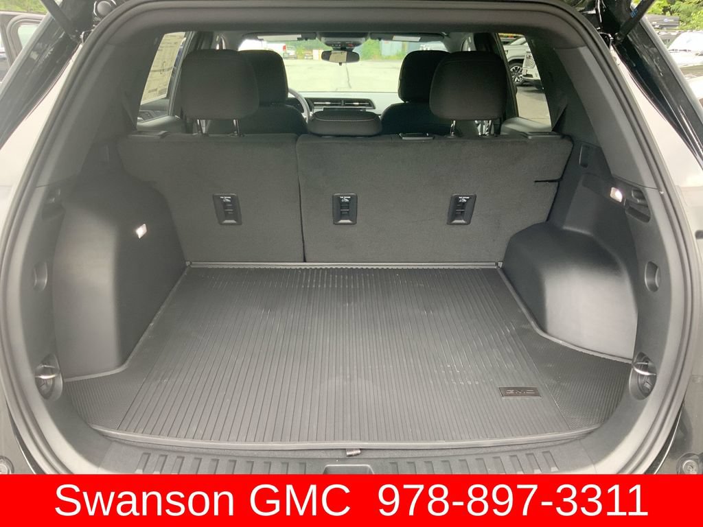 New 2027 GMC Terrain Elevation w/ LPO, Floor Liner Package AWD/4WD image 25
