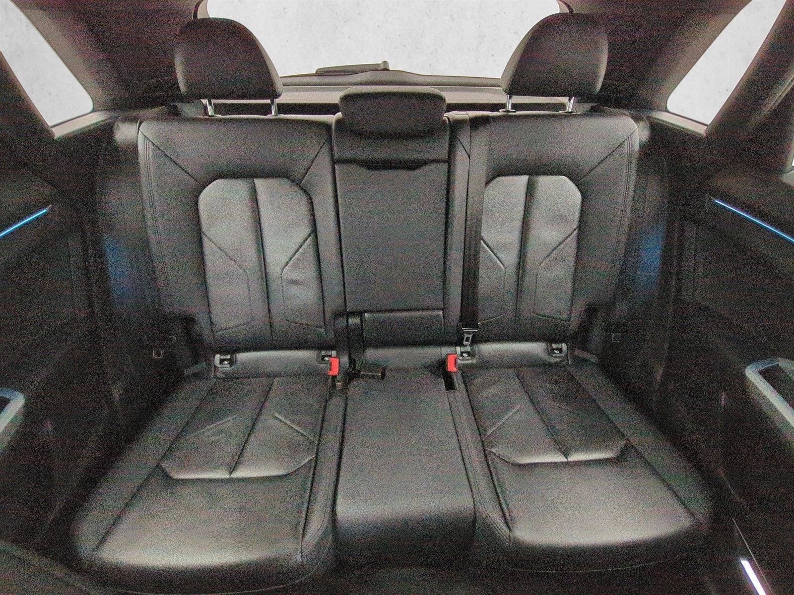 Used 2021 Audi Q3 2.0T Premium Plus AWD/4WD image 23