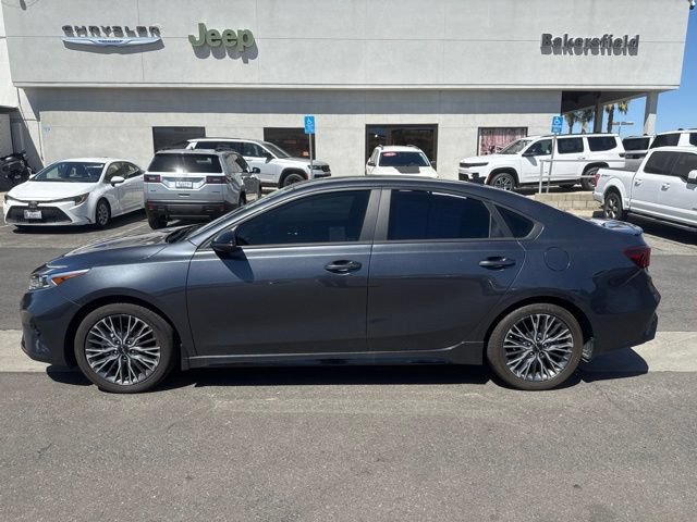 Used 2023 Kia Forte GT-Line w/ GT-Line Premium Package FWD image 2