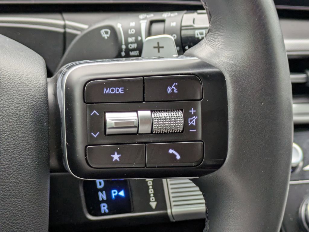 Used 2025 Hyundai Santa Fe SE image 25