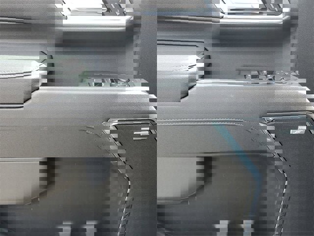 New 2025 GMC Sierra 2500 SLT w/ SLT Premium Package image 18