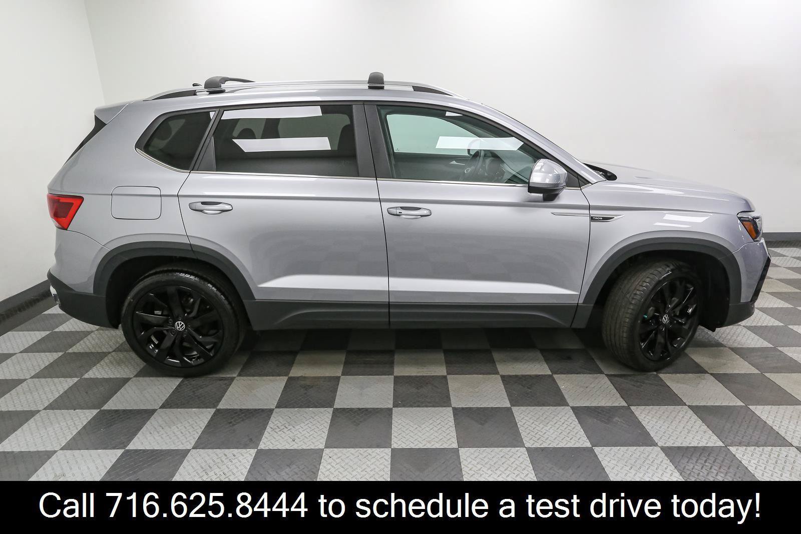 Used 2023 Volkswagen Taos SE w/ Black Wheel Package FWD image 7