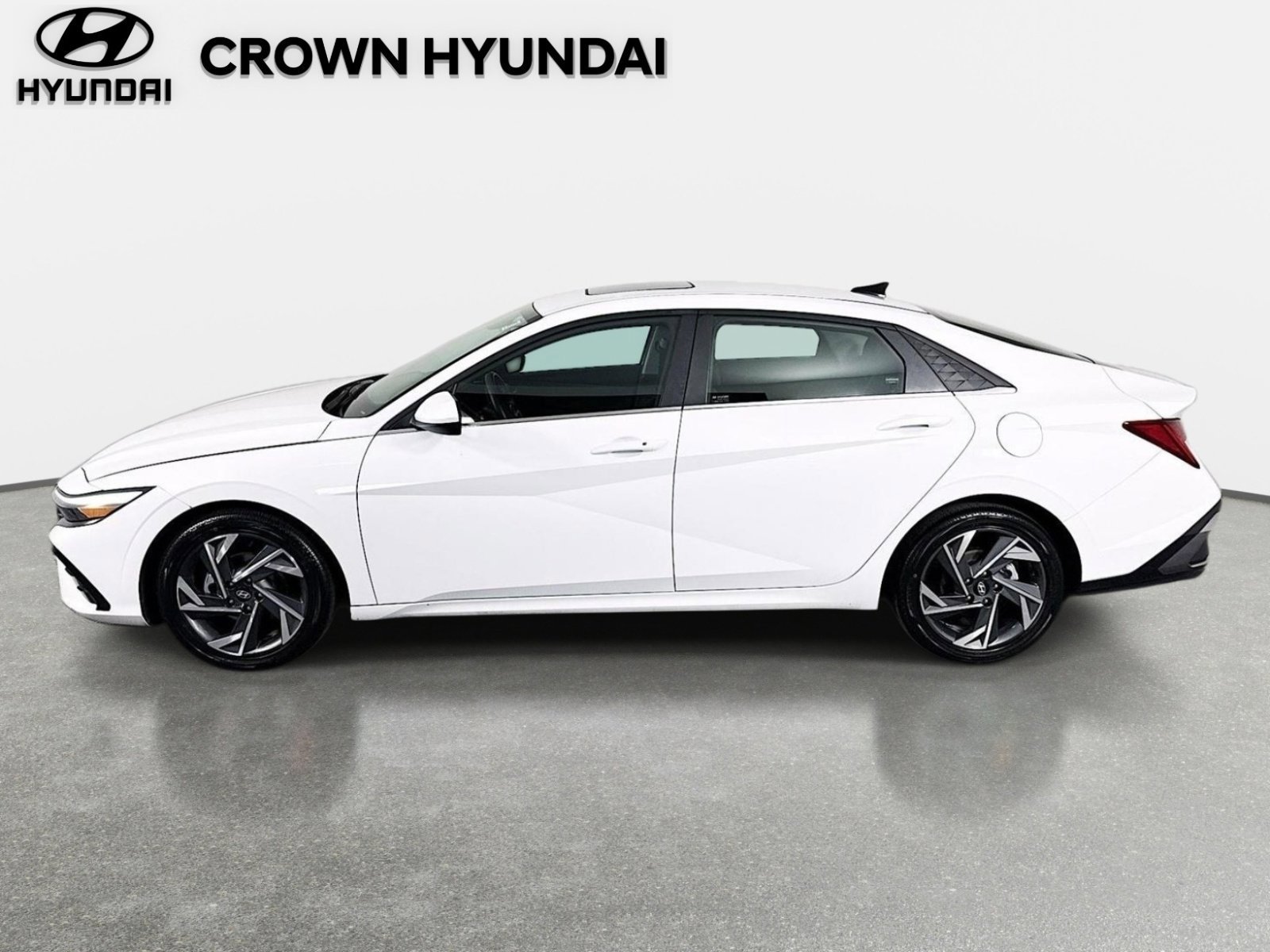 Certified 2024 Hyundai Elantra SEL w/ Convenience Package FWD image 8