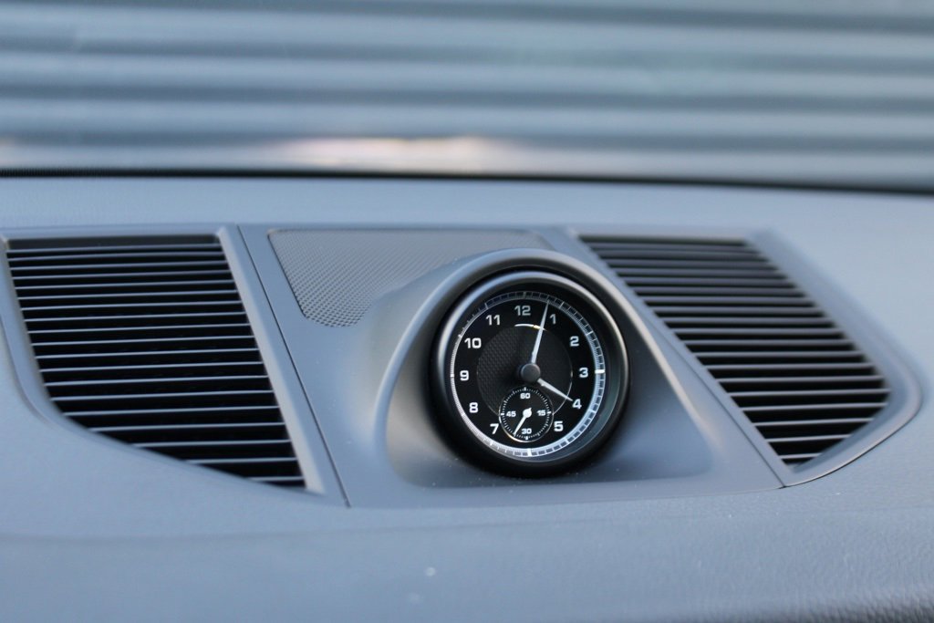 Used 2025 Porsche Macan image 27