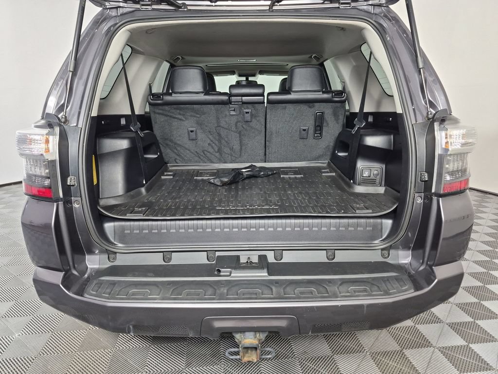 Used 2019 Toyota 4Runner SR5 Premium AWD/4WD image 35