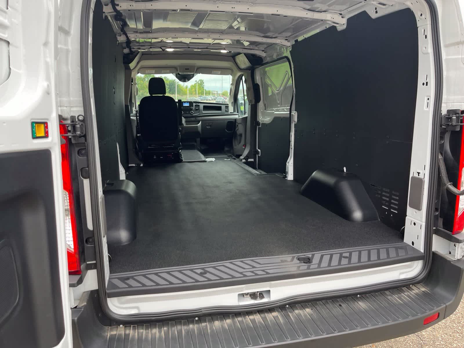 Used 2024 Ford Transit 350 148 Low Roof AWD w/ Load Area Protection Package image 17
