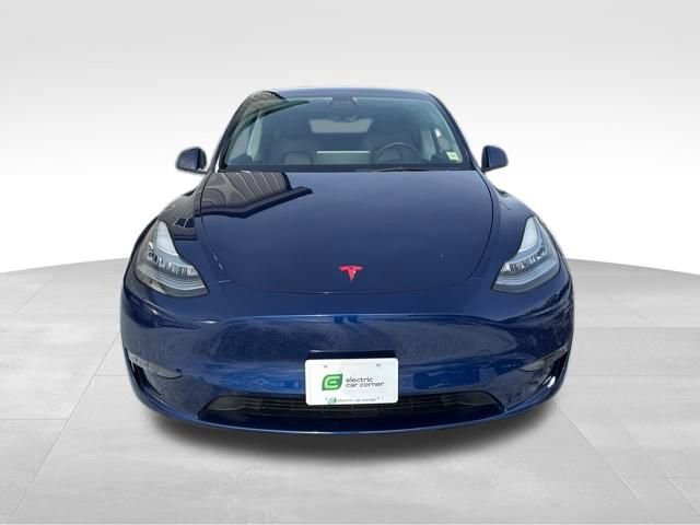 Used 2022 Tesla Model Y Long Range image 2