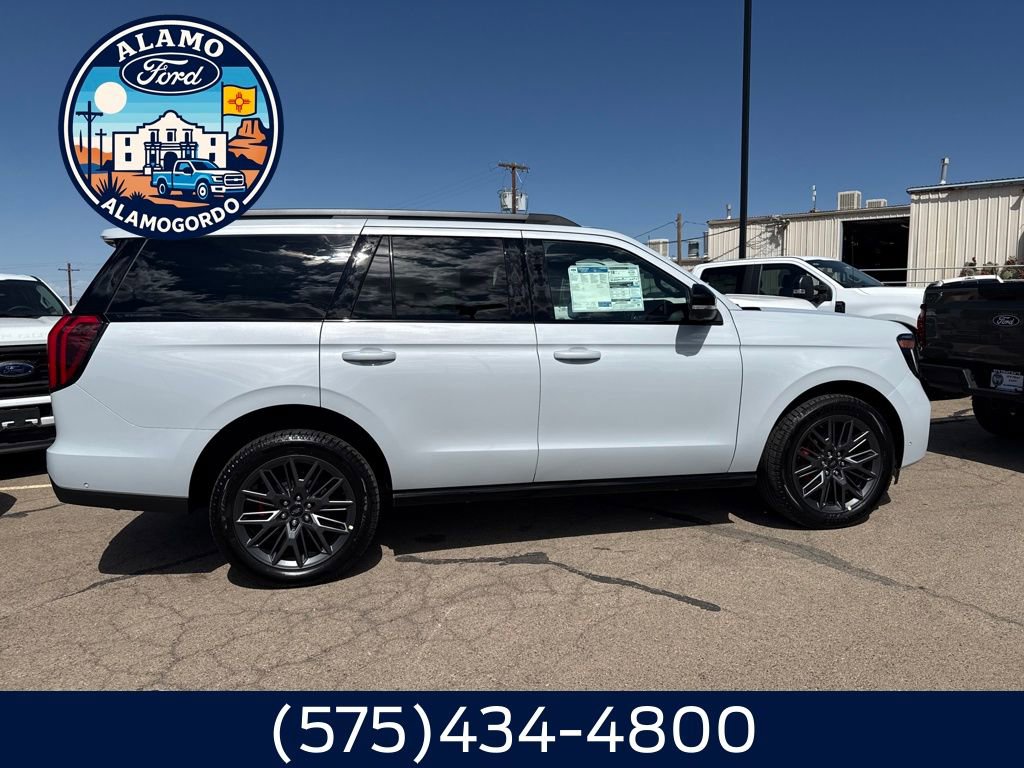 New 2025 Ford Expedition Platinum w/ Stealth Performance Package AWD/4WD image 17