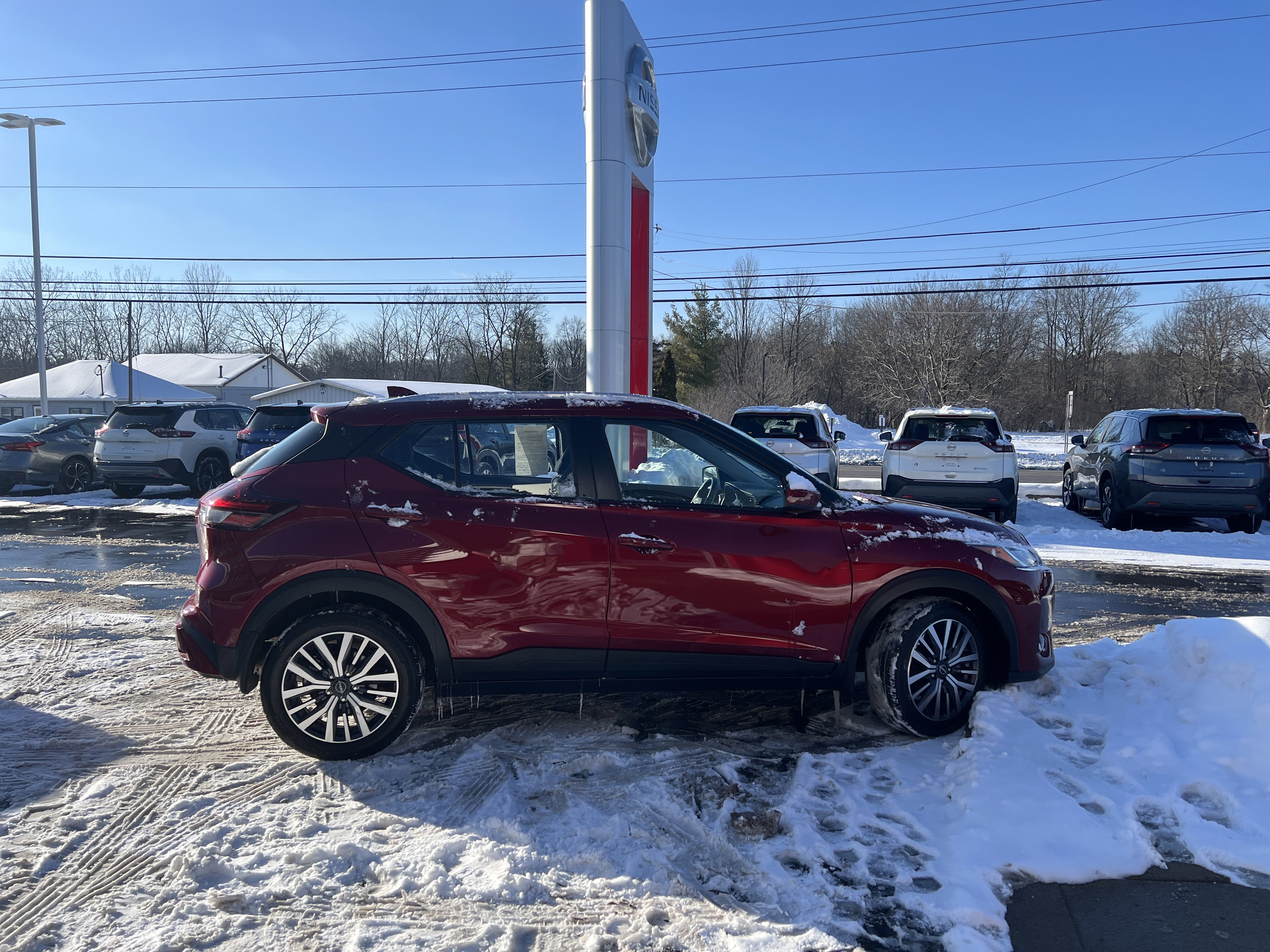 Used 2023 Nissan Kicks SV w/ Interior Electronics Package image 9