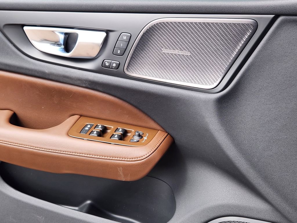 New 2026 Volvo V60 B5 Cross Country Plus w/ Climate Package image 13