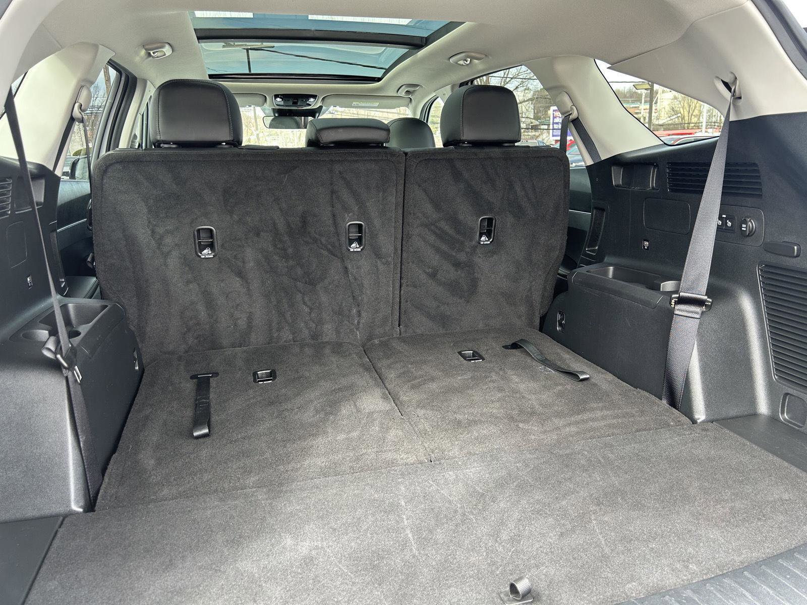 Used 2023 Kia Sorento S w/ Panoramic Sunroof Package image 7