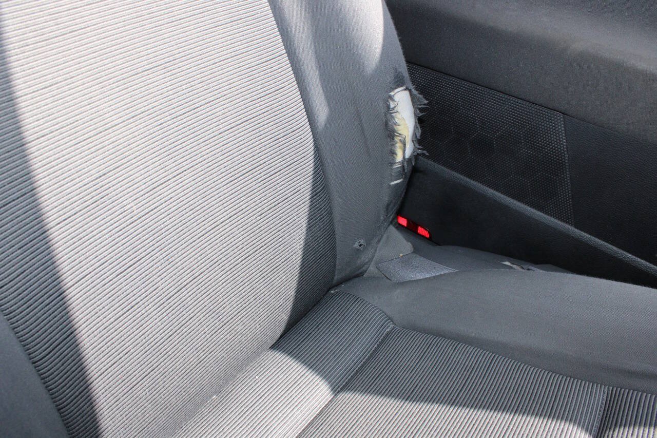 Used 2008 Volkswagen Rabbit S FWD image 15