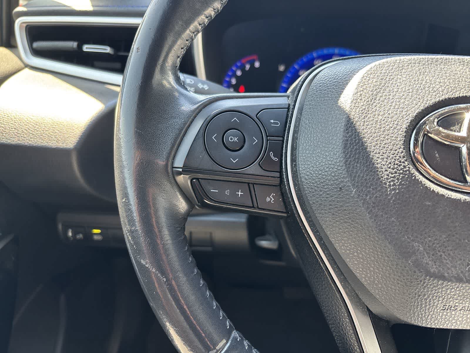 Used 2020 Toyota Corolla XSE FWD image 9