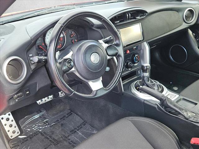Used 2017 Toyota 86 image 9