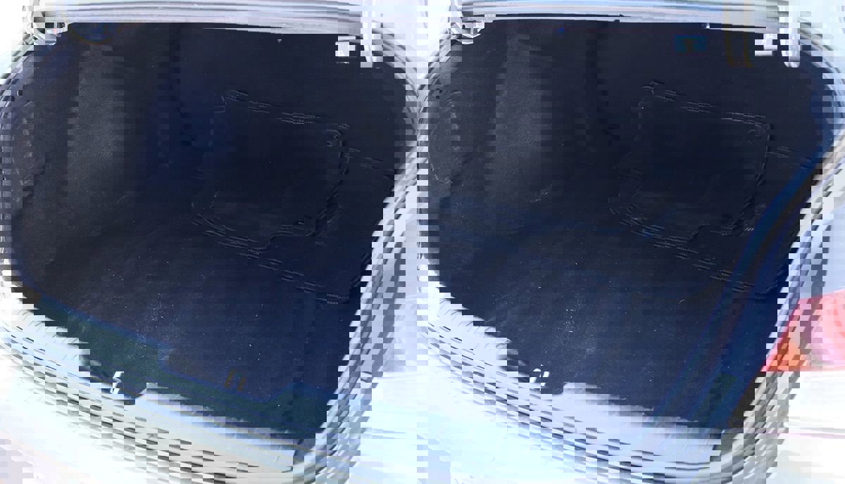 Used 2024 Hyundai Elantra SE image 24