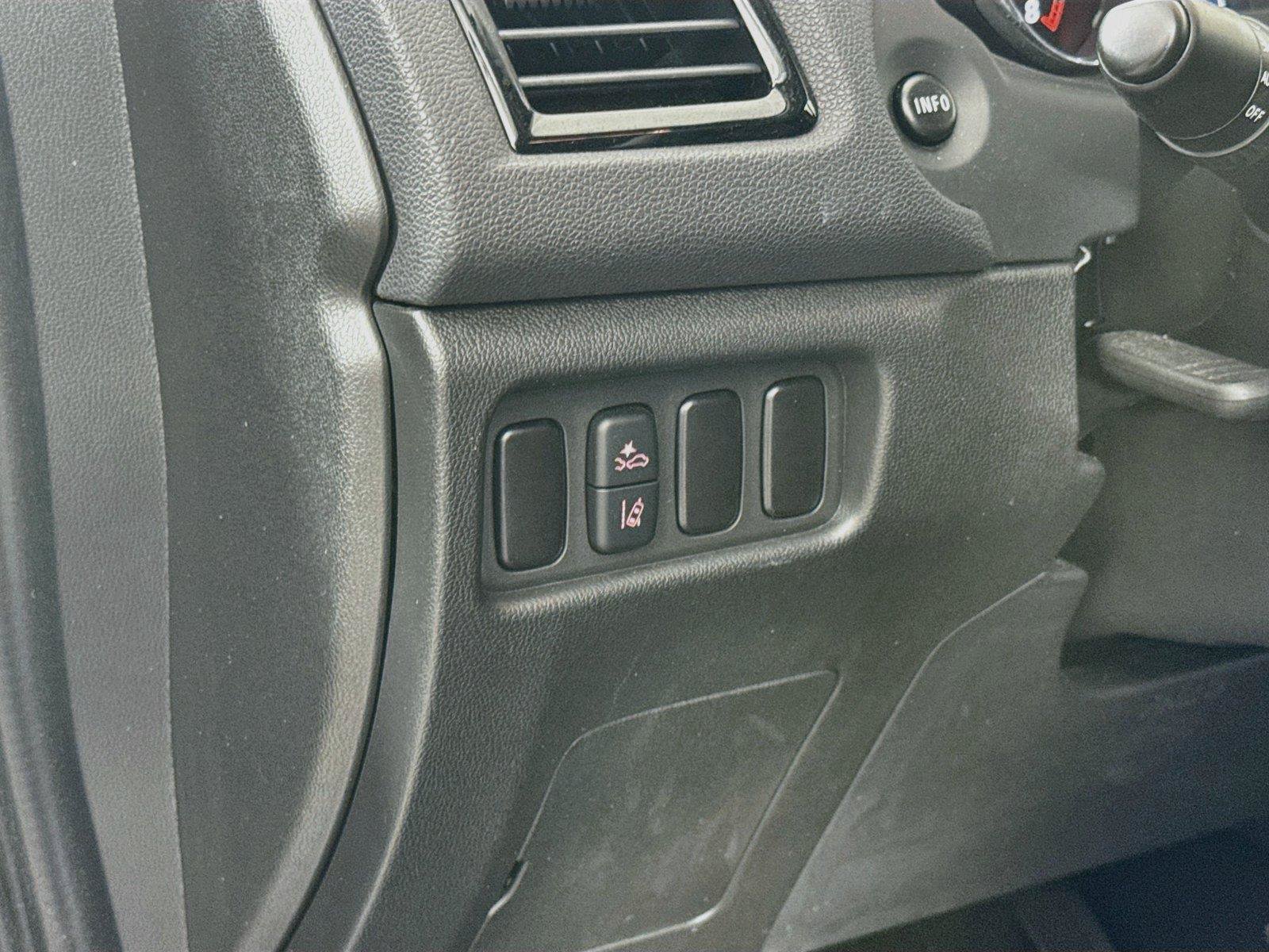 Used 2025 Mitsubishi Outlander Sport LE AWD/4WD image 16